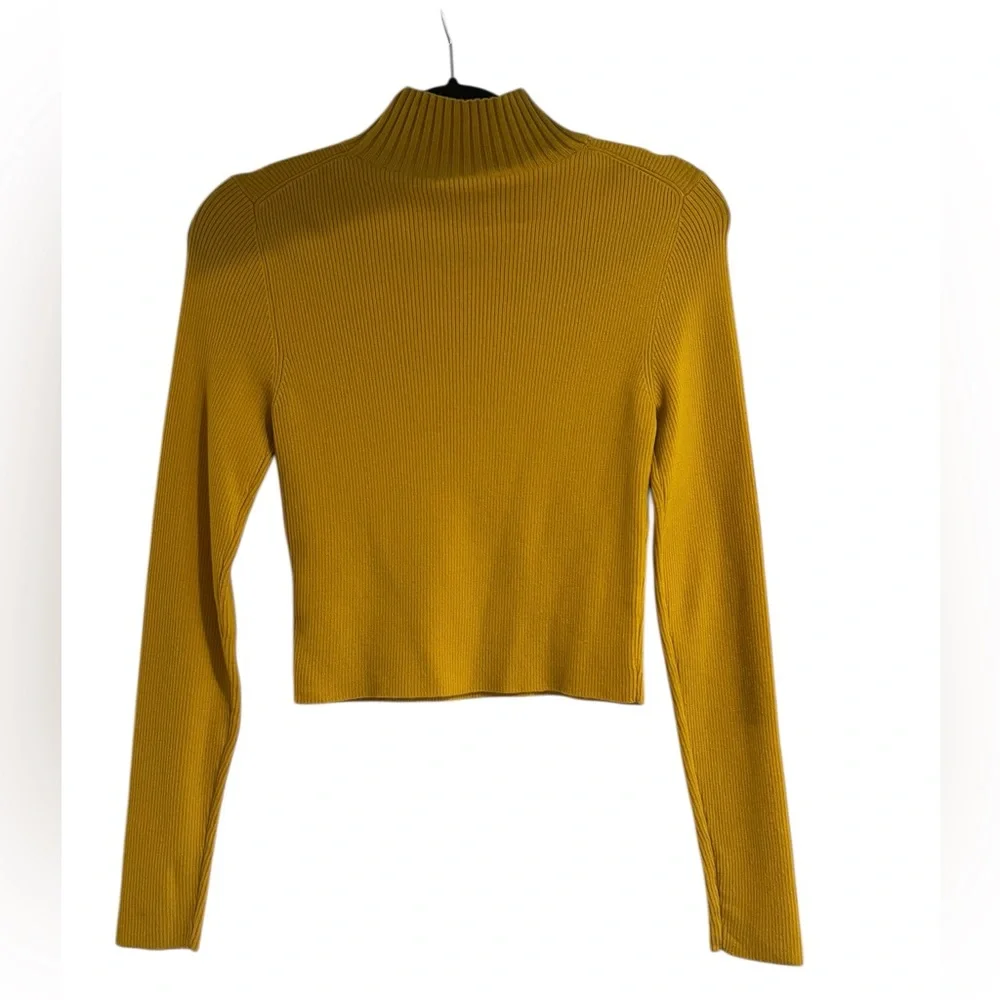 Alice + Olivia Senaida Cropped Mock Neck Jewel Tone Yellow Ribbed Sweater- Sz M - Picture 2 of 7